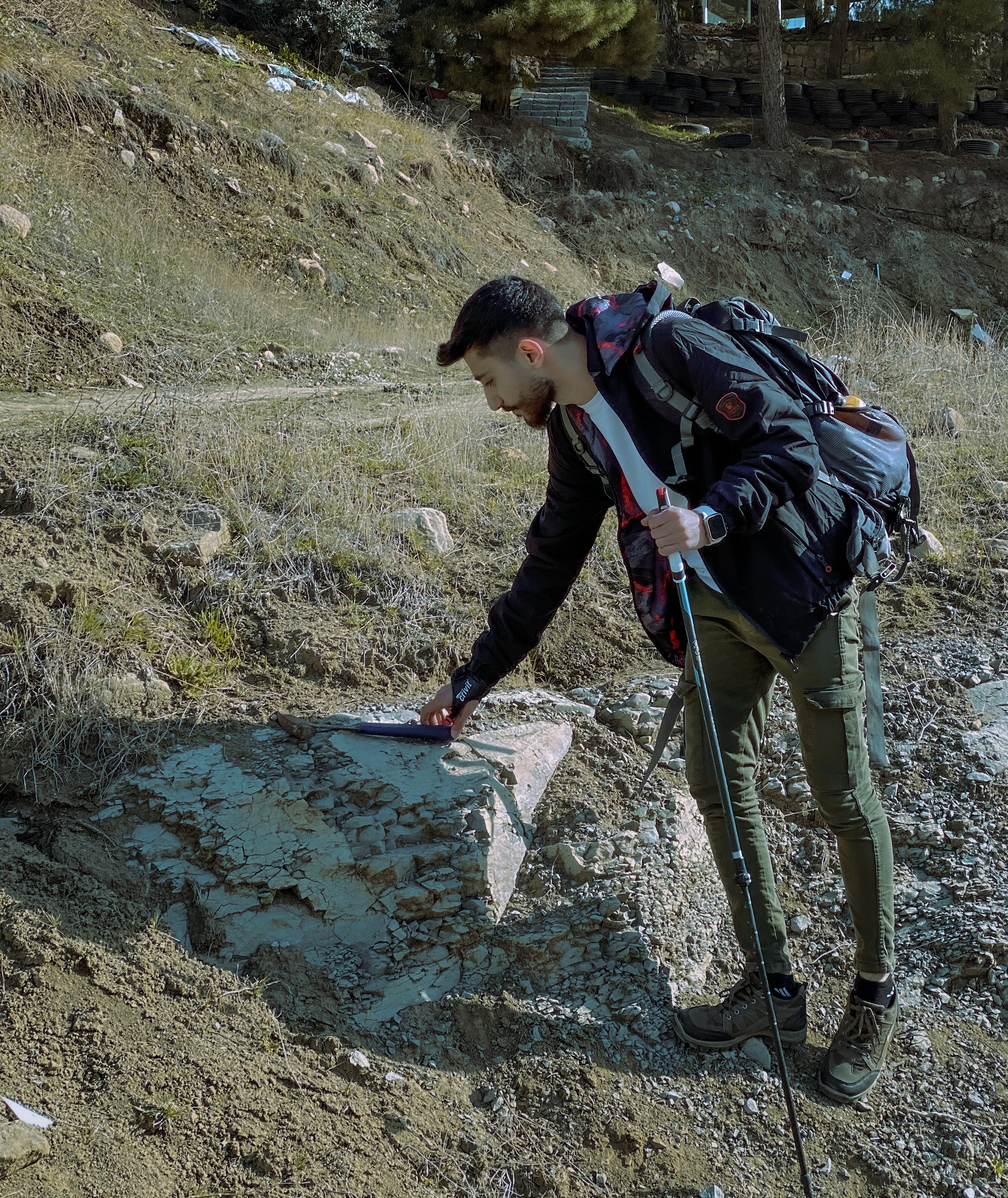 Salar teaching in the field